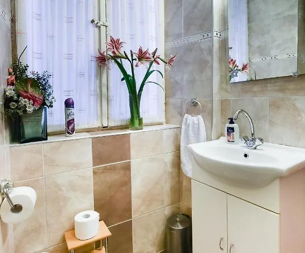 Diocletians Heart Split